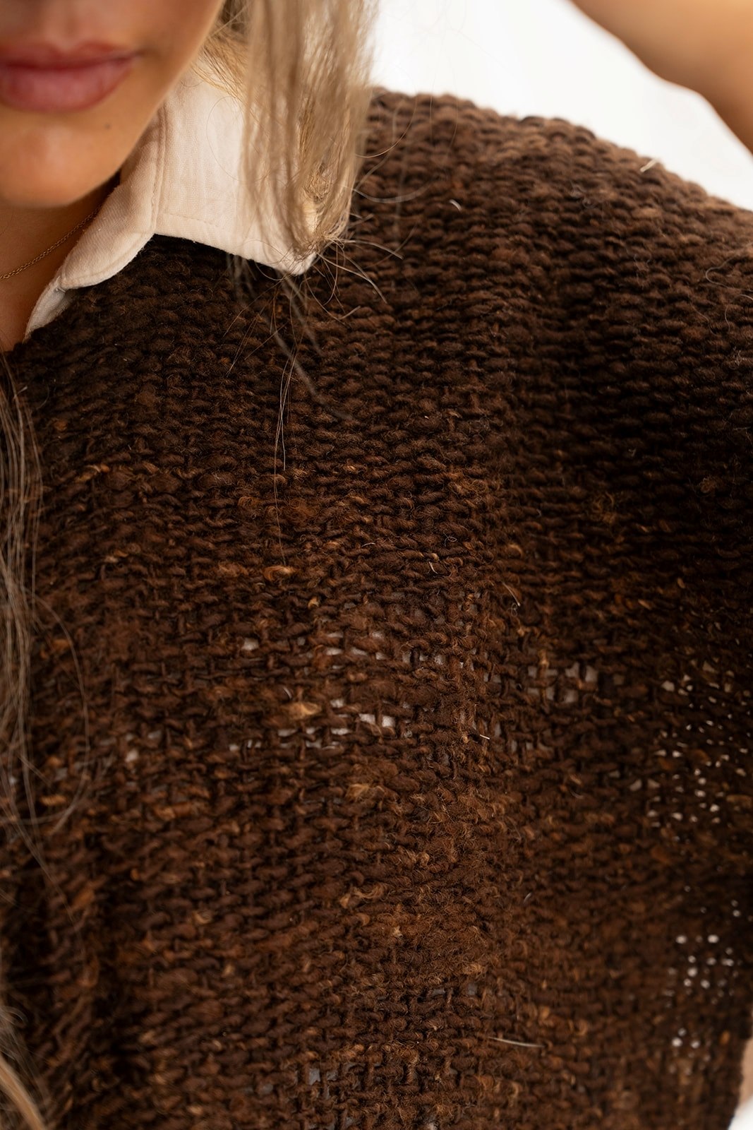PONCHO LANA CRUDA APEREA