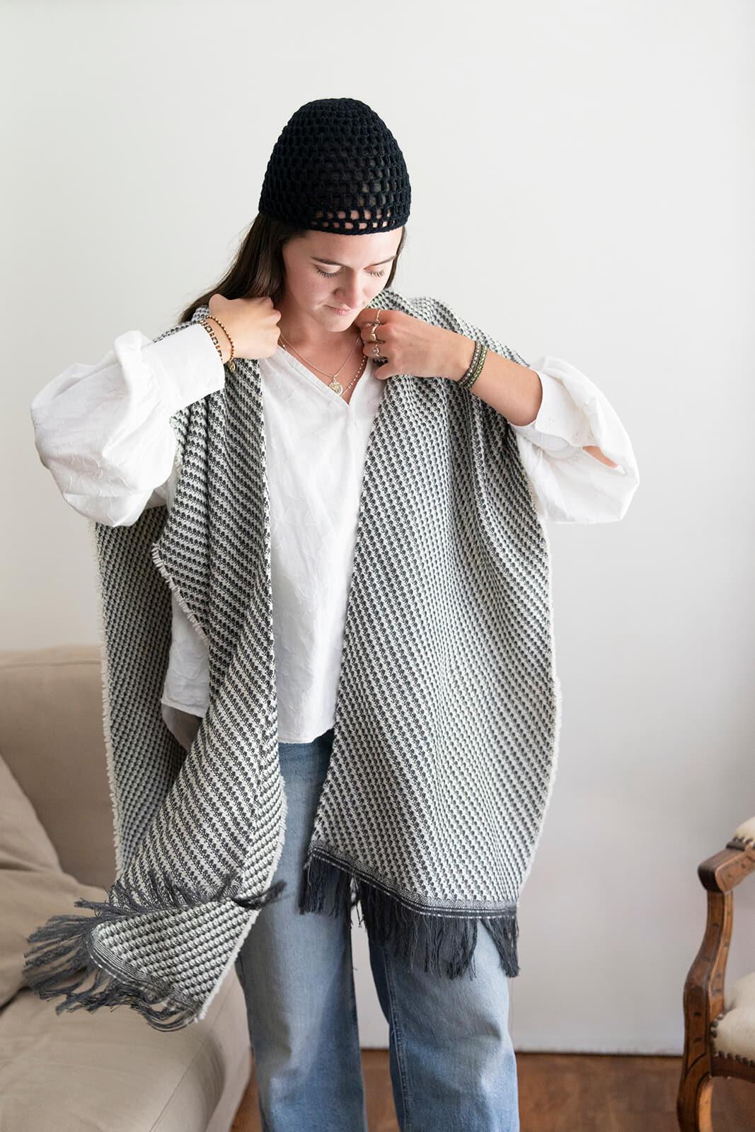 MERINO CROCHET CAP NEGRO