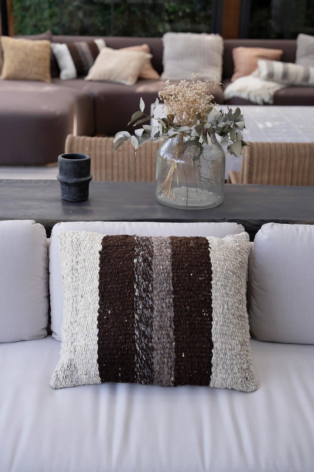 ALMOHADON BASTIDOR 4
