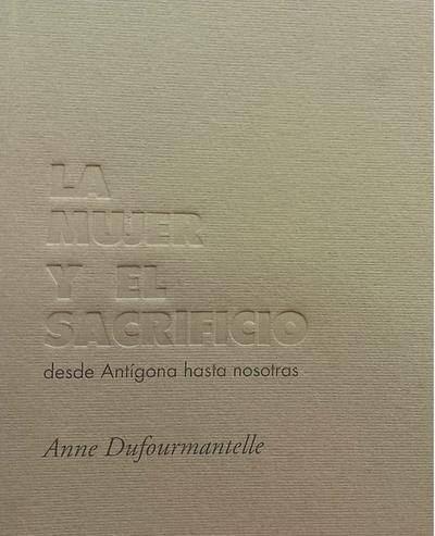 La mujer y el sacrificio