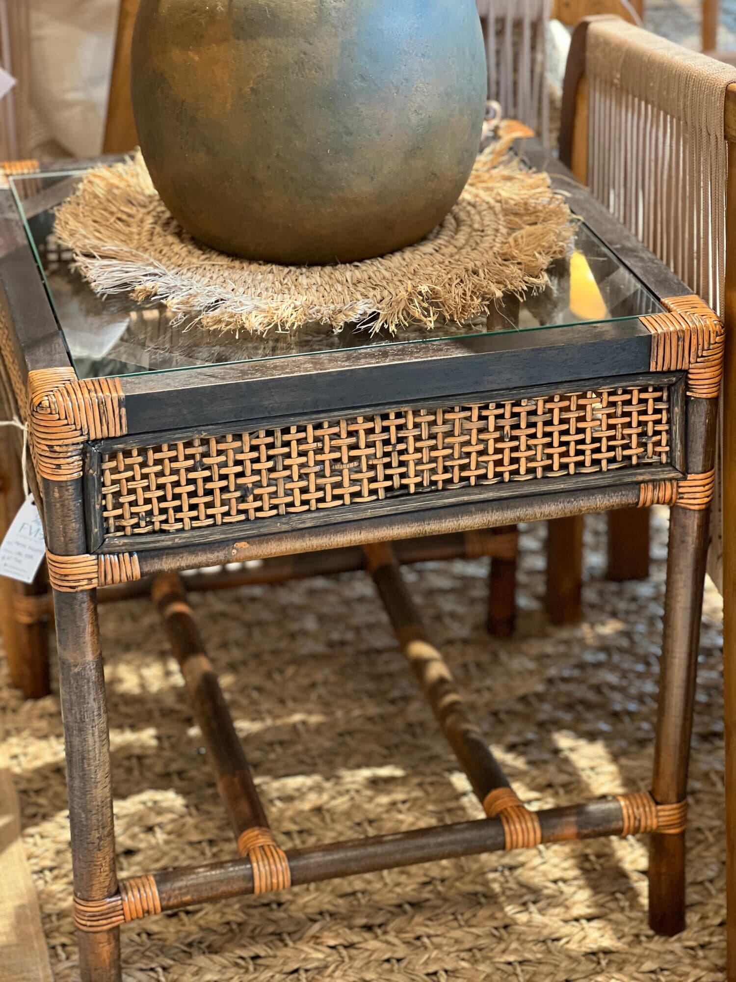 Mesa auxiliar Havana