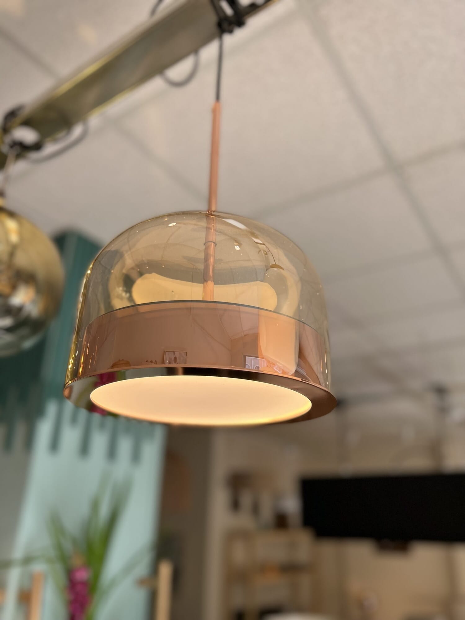 Luminaria colgante cobre