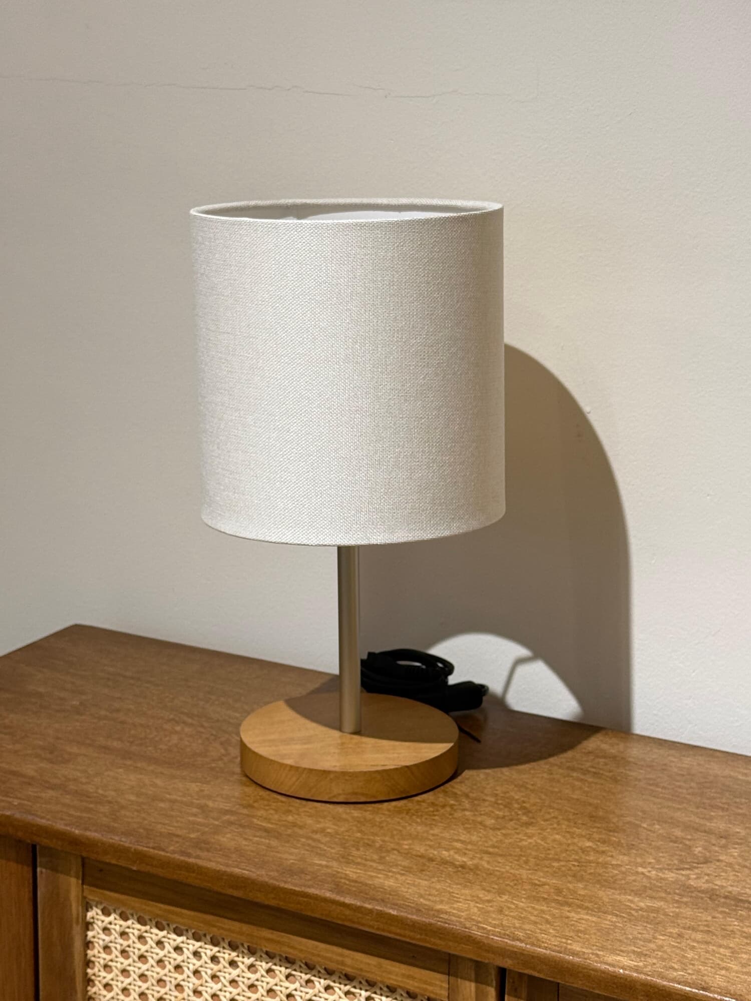 Lampara de mesa Nina