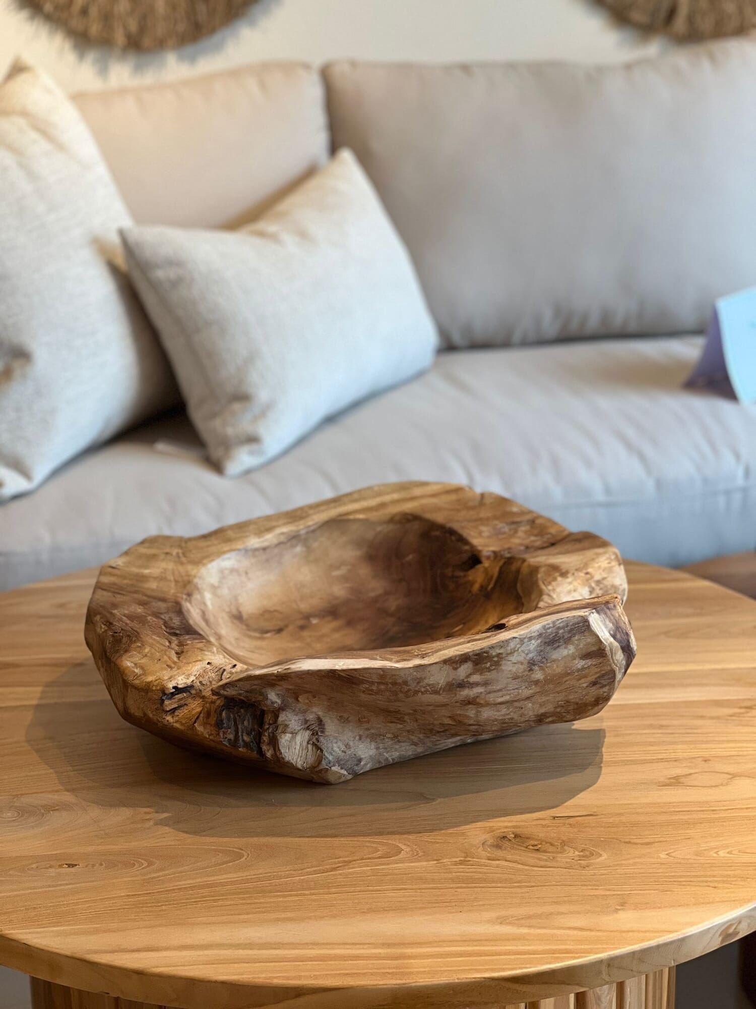 Cuenco rustico de madera