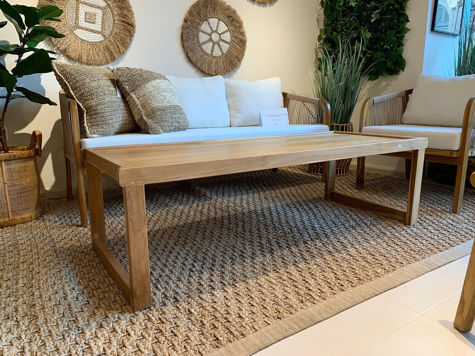 Mesa de living  teca