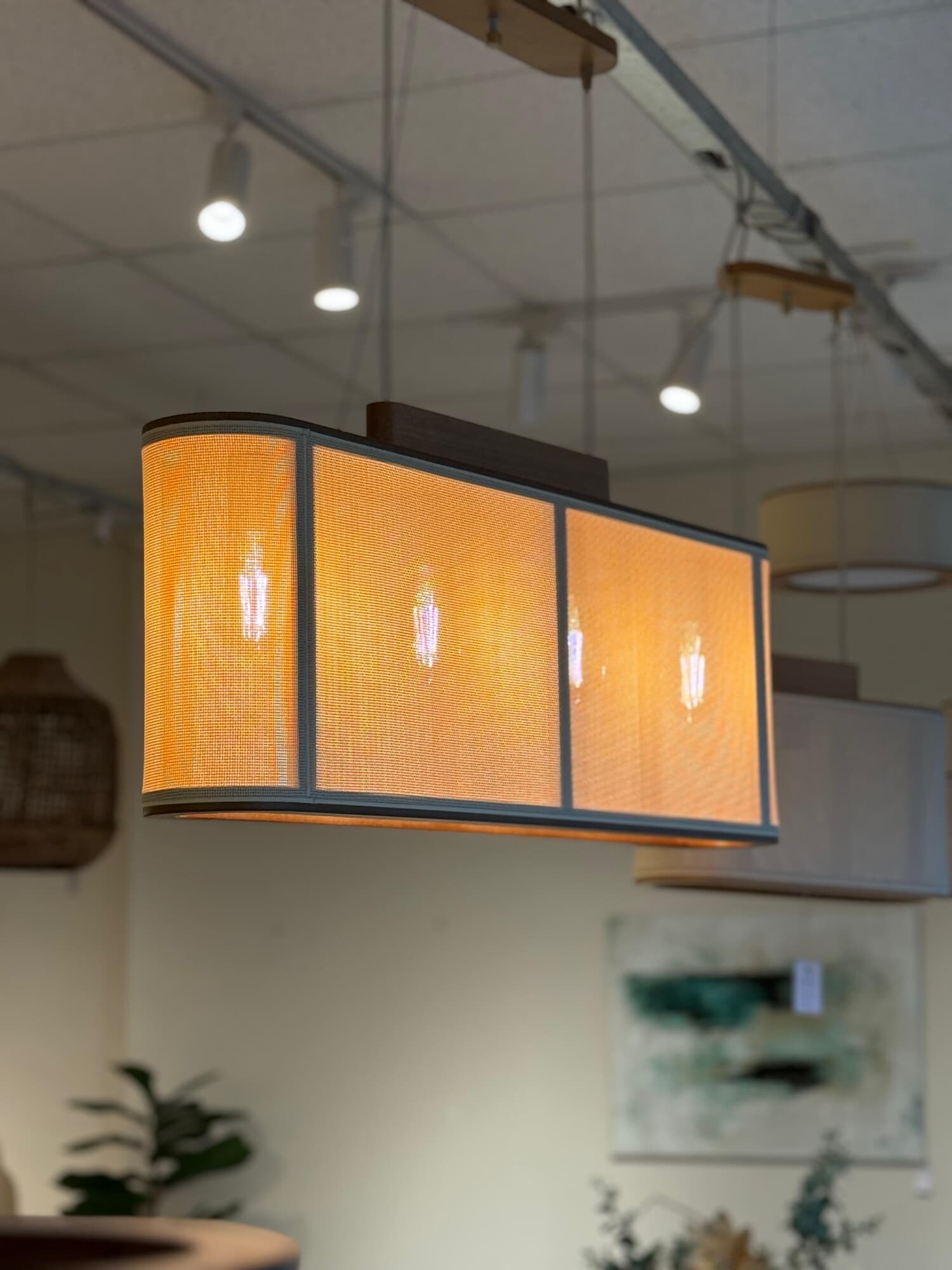 Luminaria colgante eliptica slim