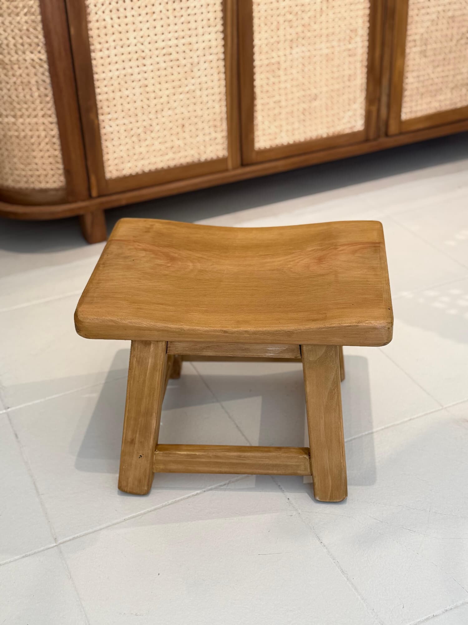 Banco mesa ratona 35 cm