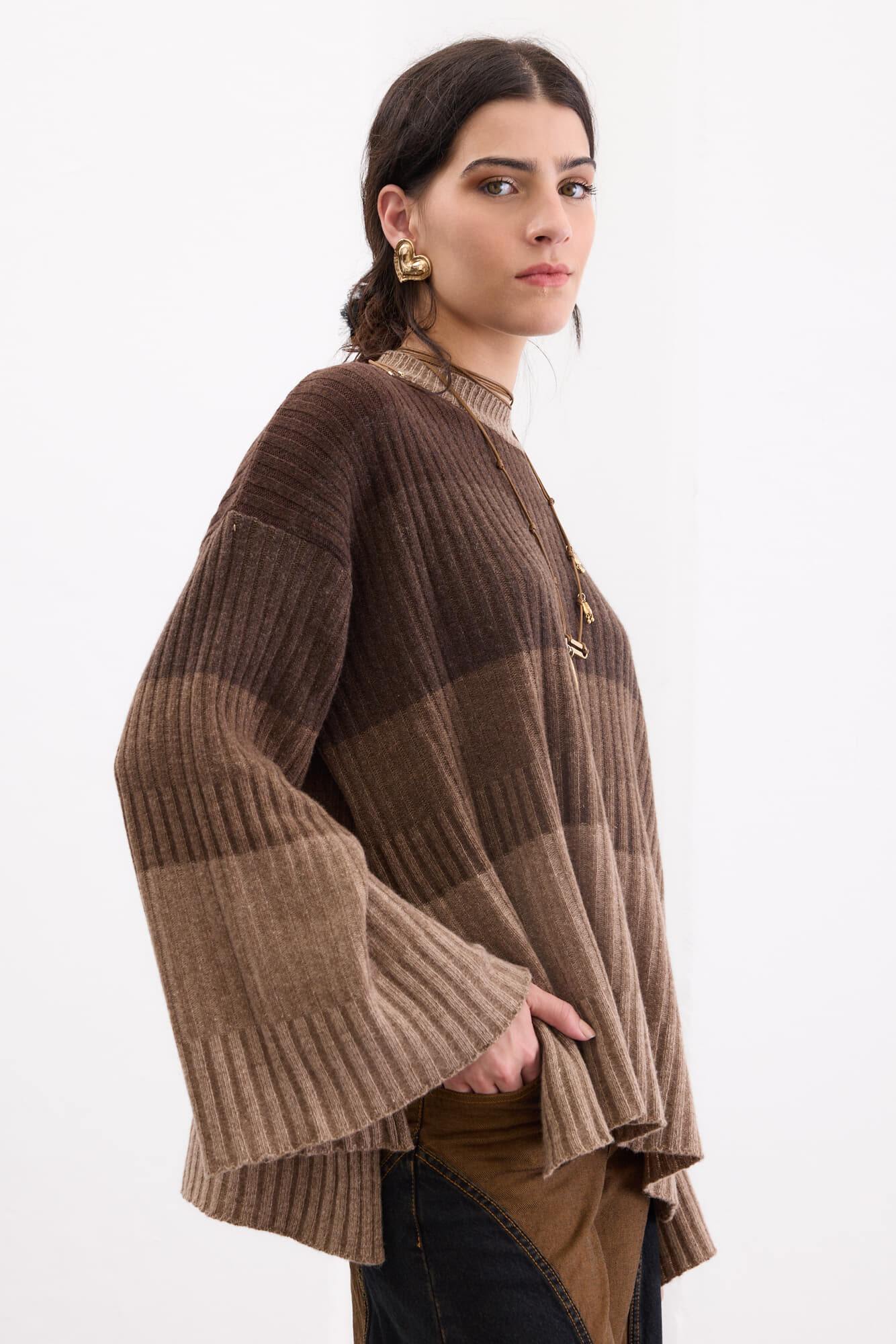 SWEATER MATER