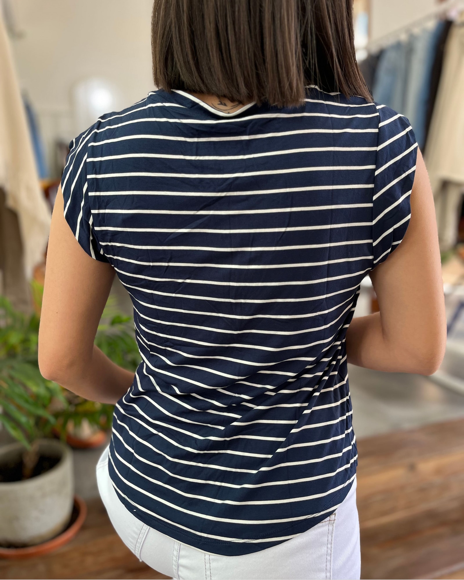 Remera Sin Mangas Rayada