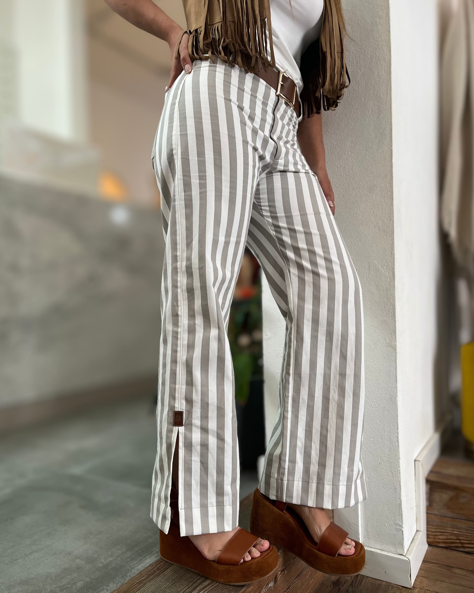 Panta Rayas Beige