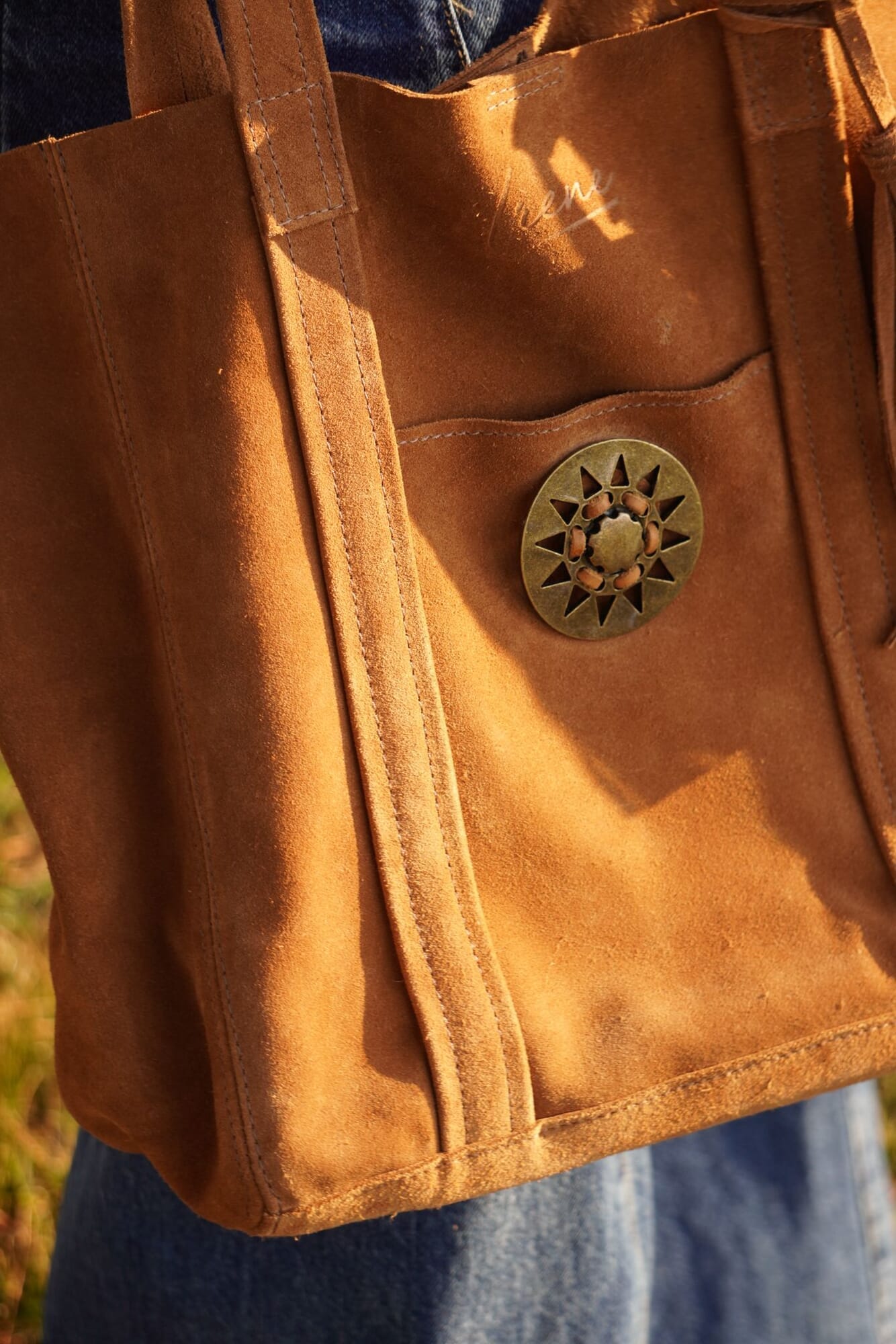 TOTE SUEDE SOL