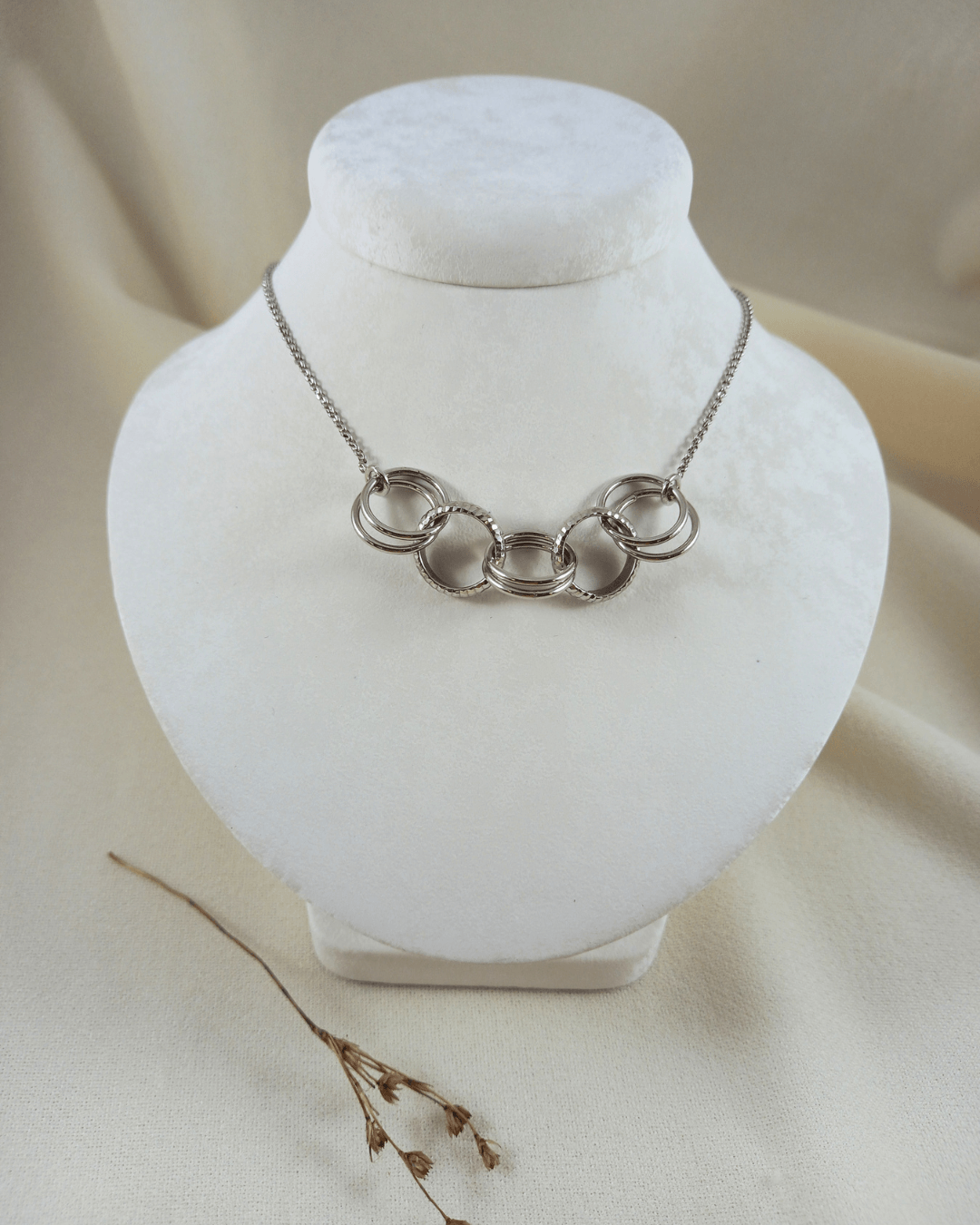 Collar Trina