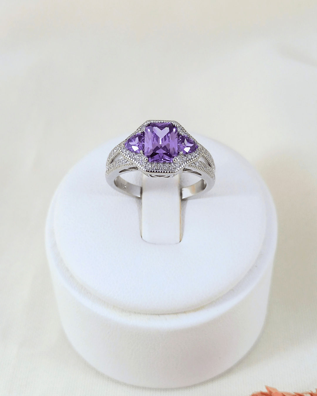 Anillo Violeta