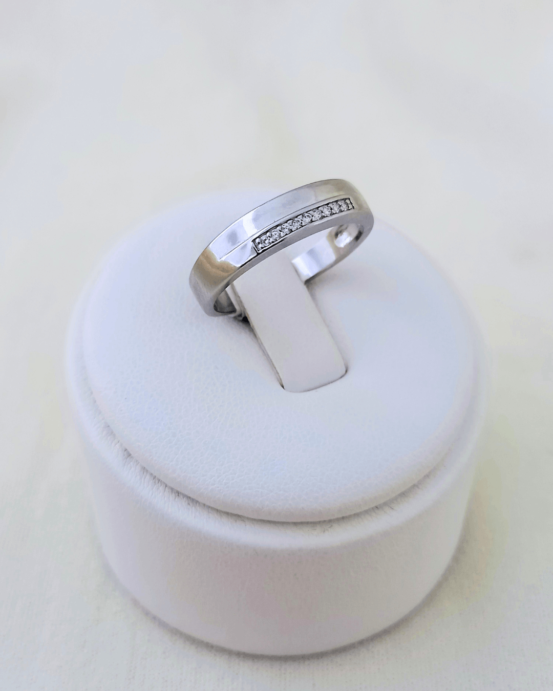 Anillo Clásico Línea