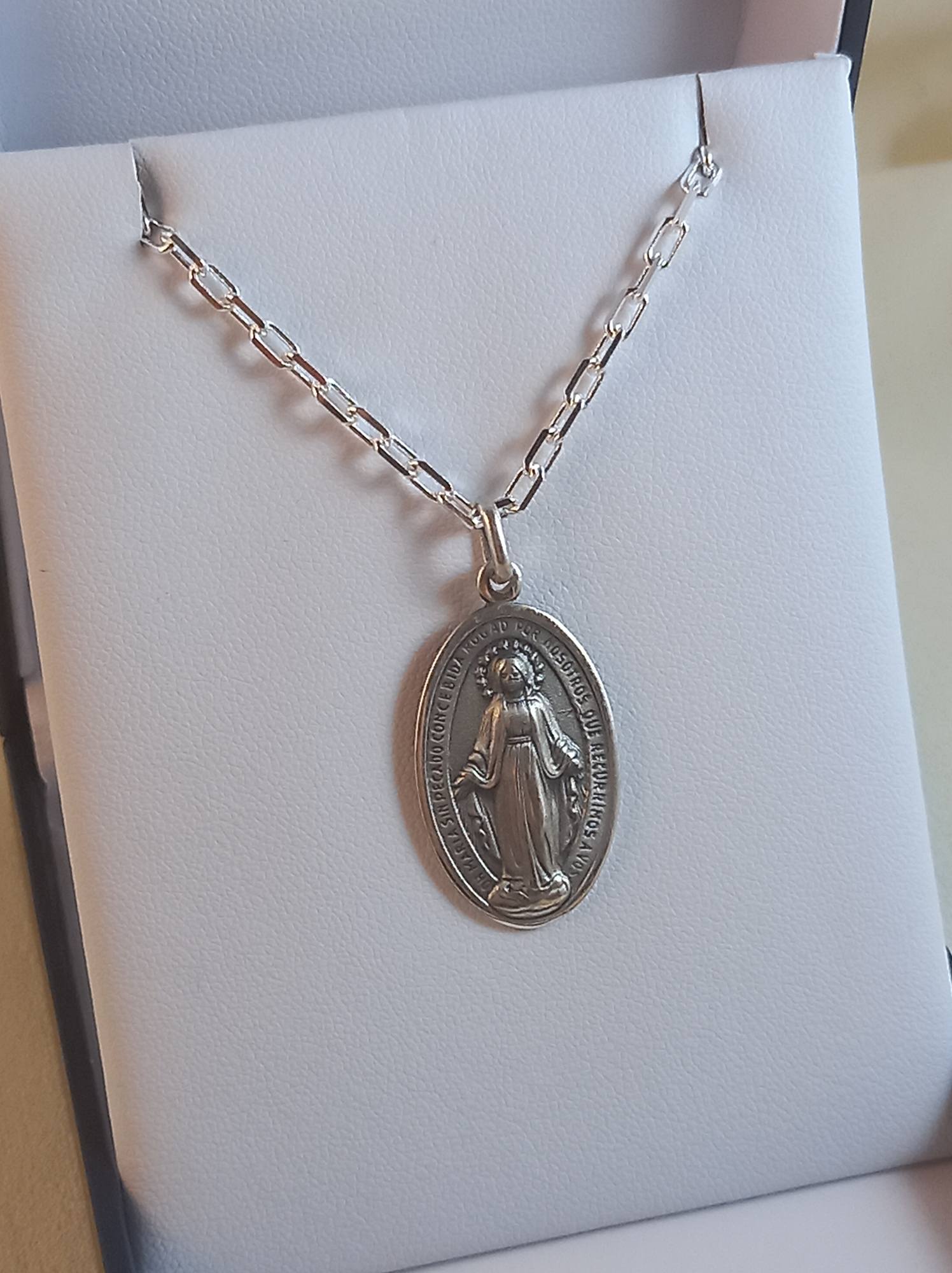 Conjunto Fe alta