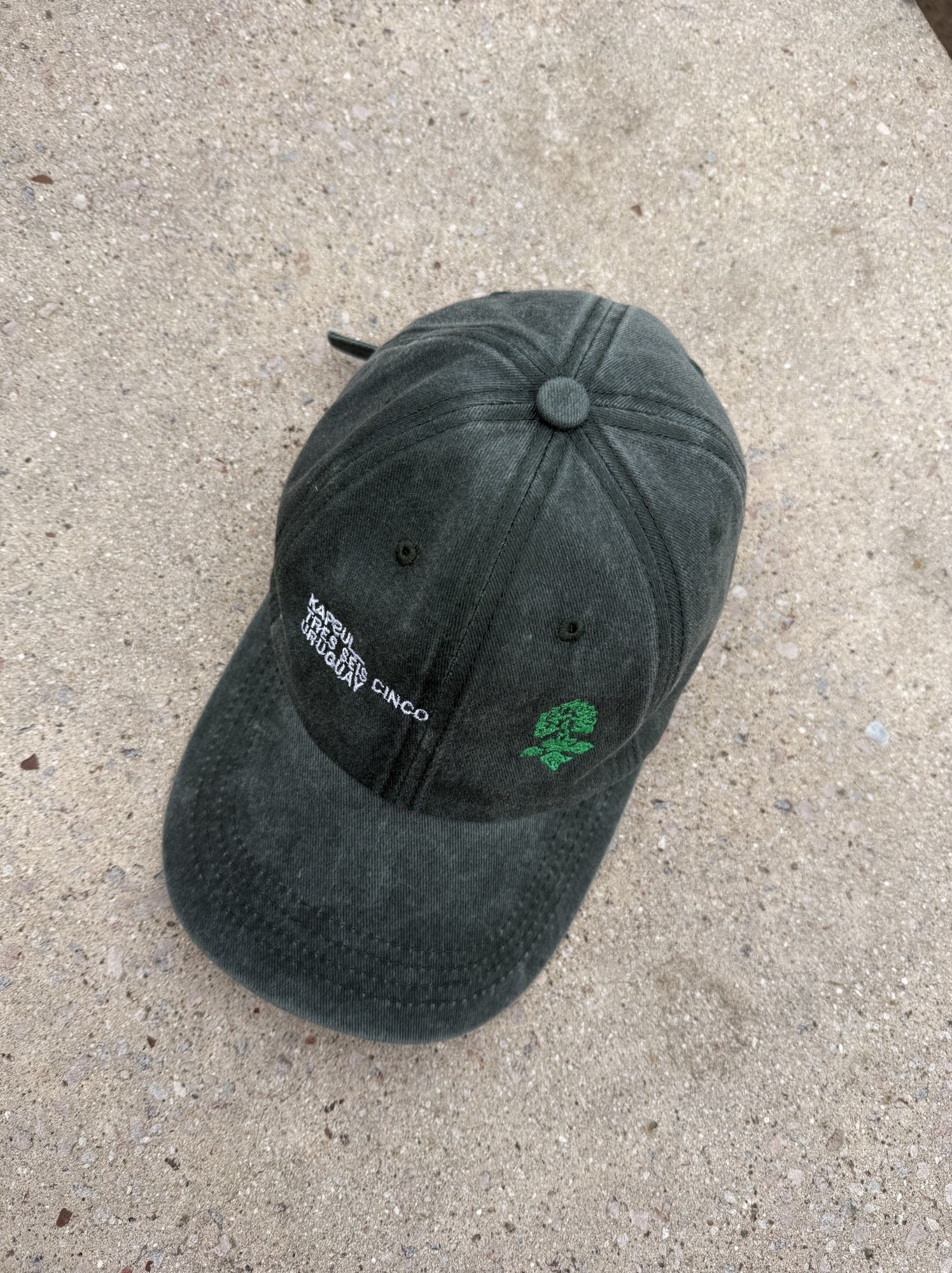 GORRO TRES