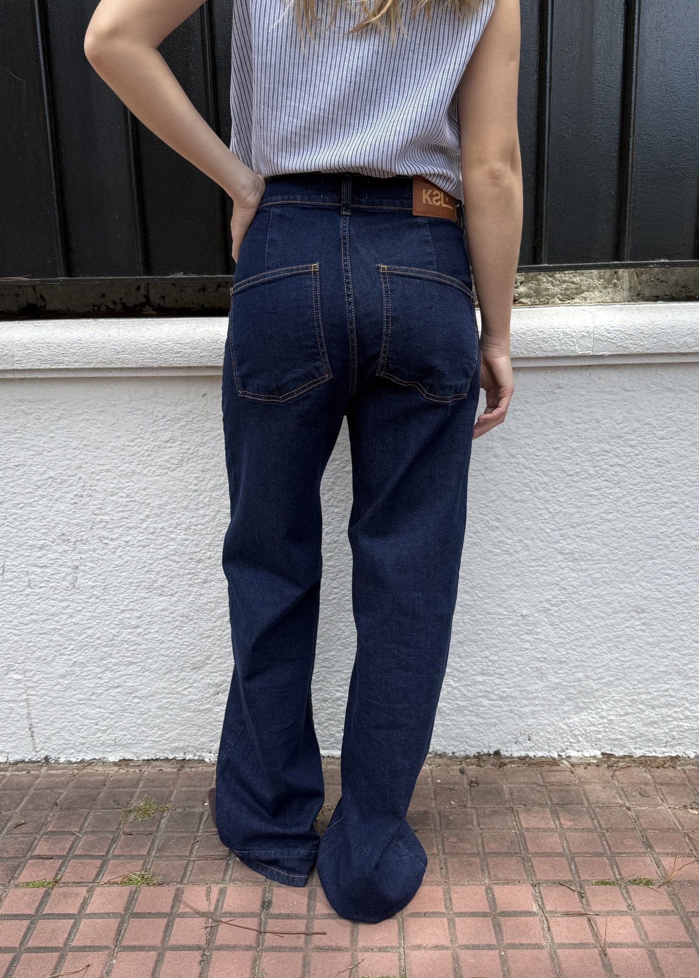 JEAN MUTA