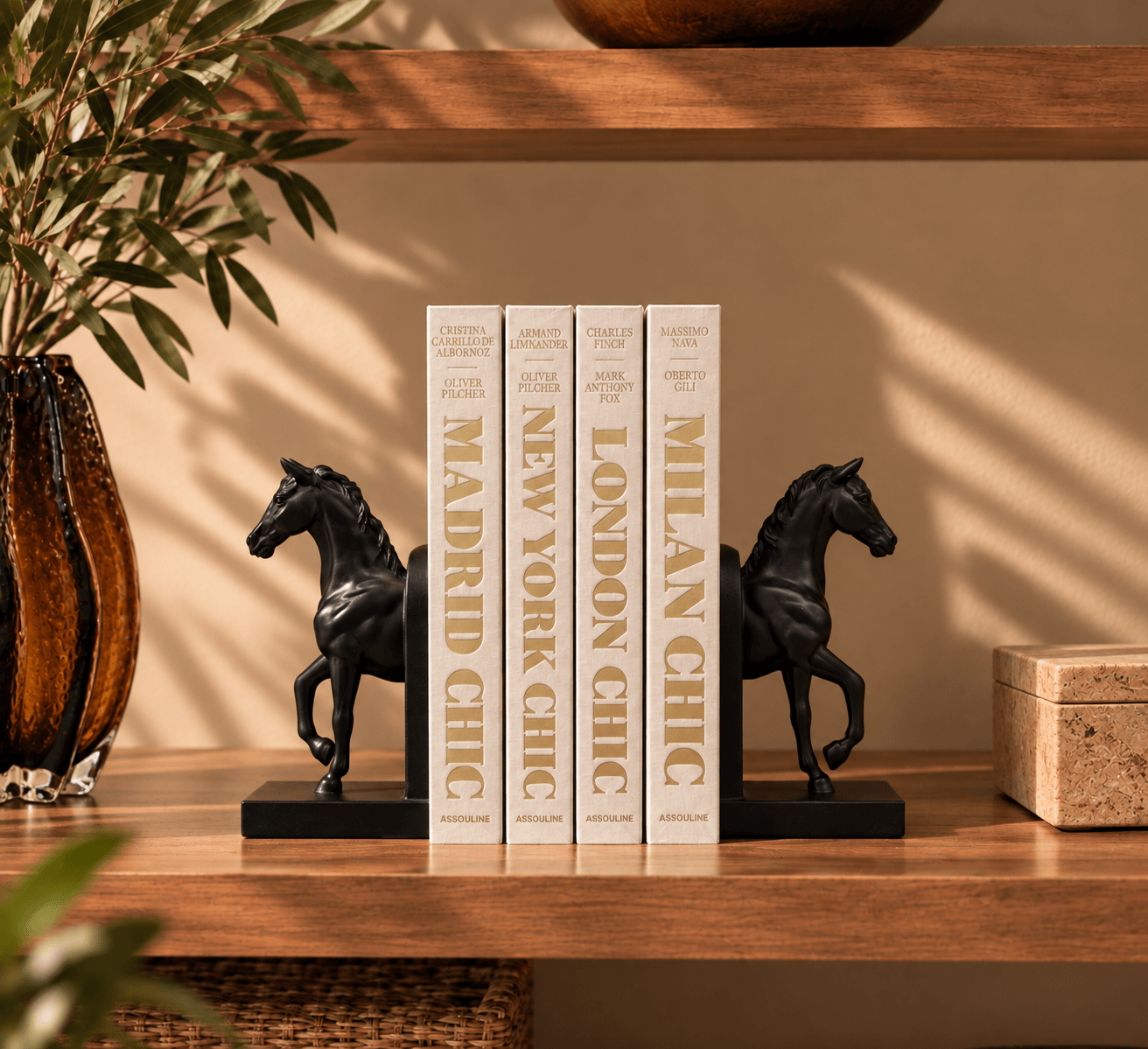 Apoyalibros caballo negro