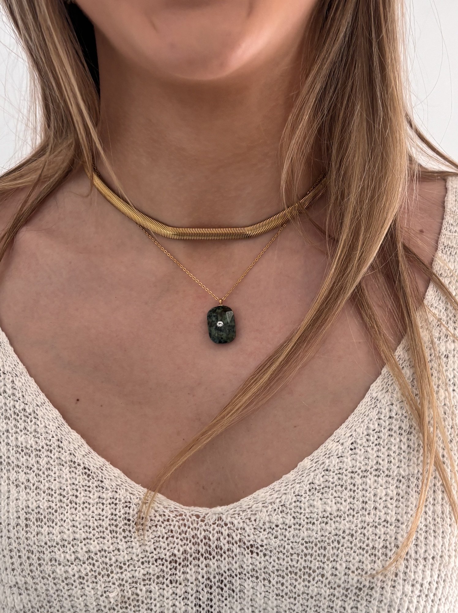 Collar Petra