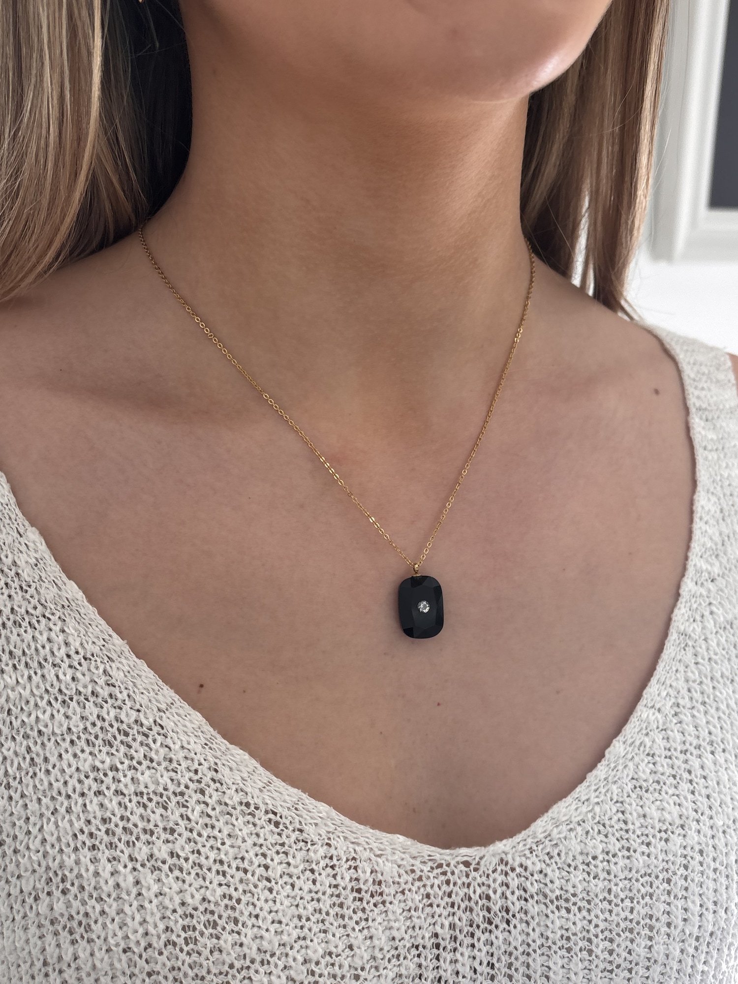 Collar Petra