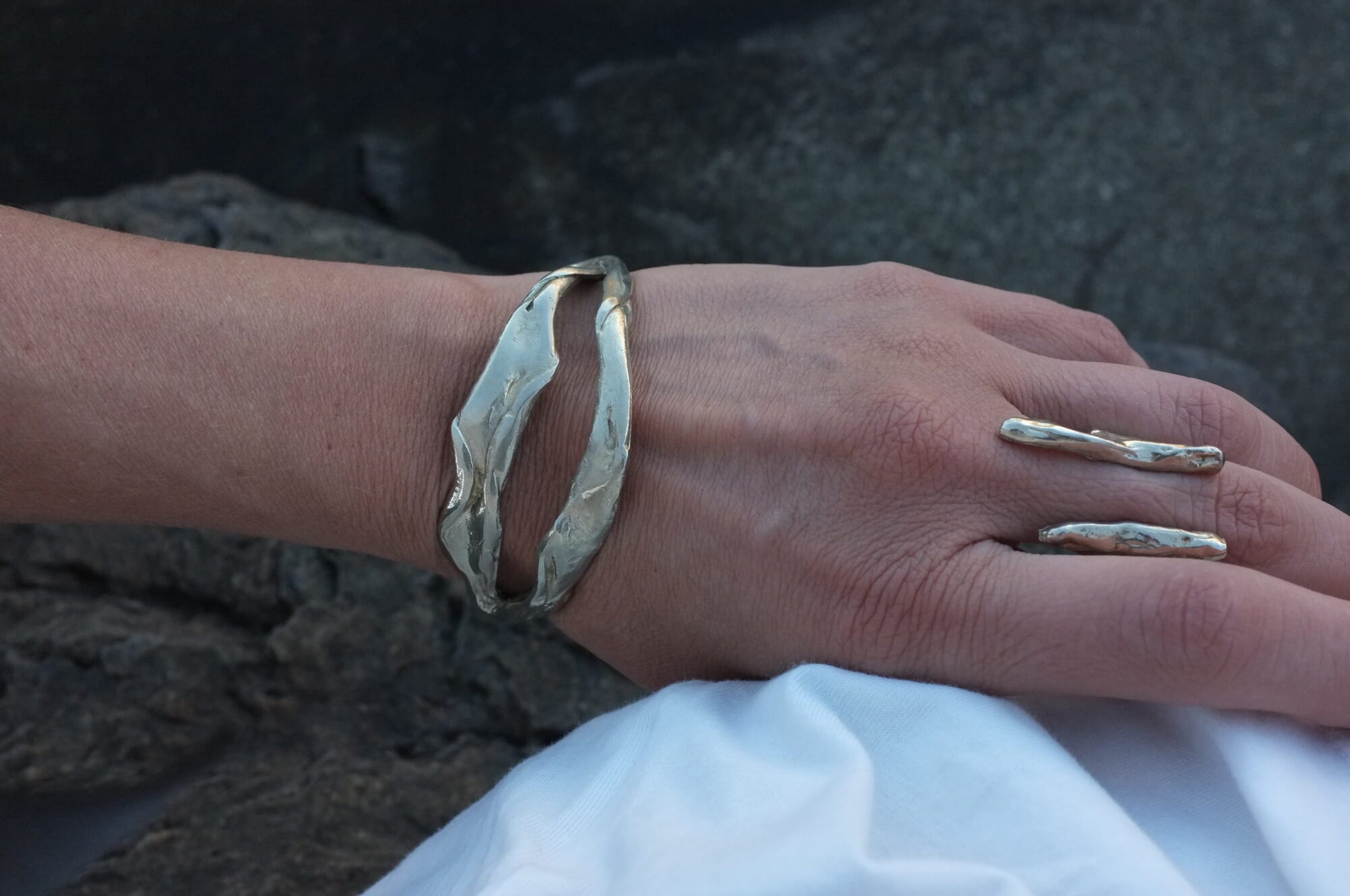 ANILLO ESSERE