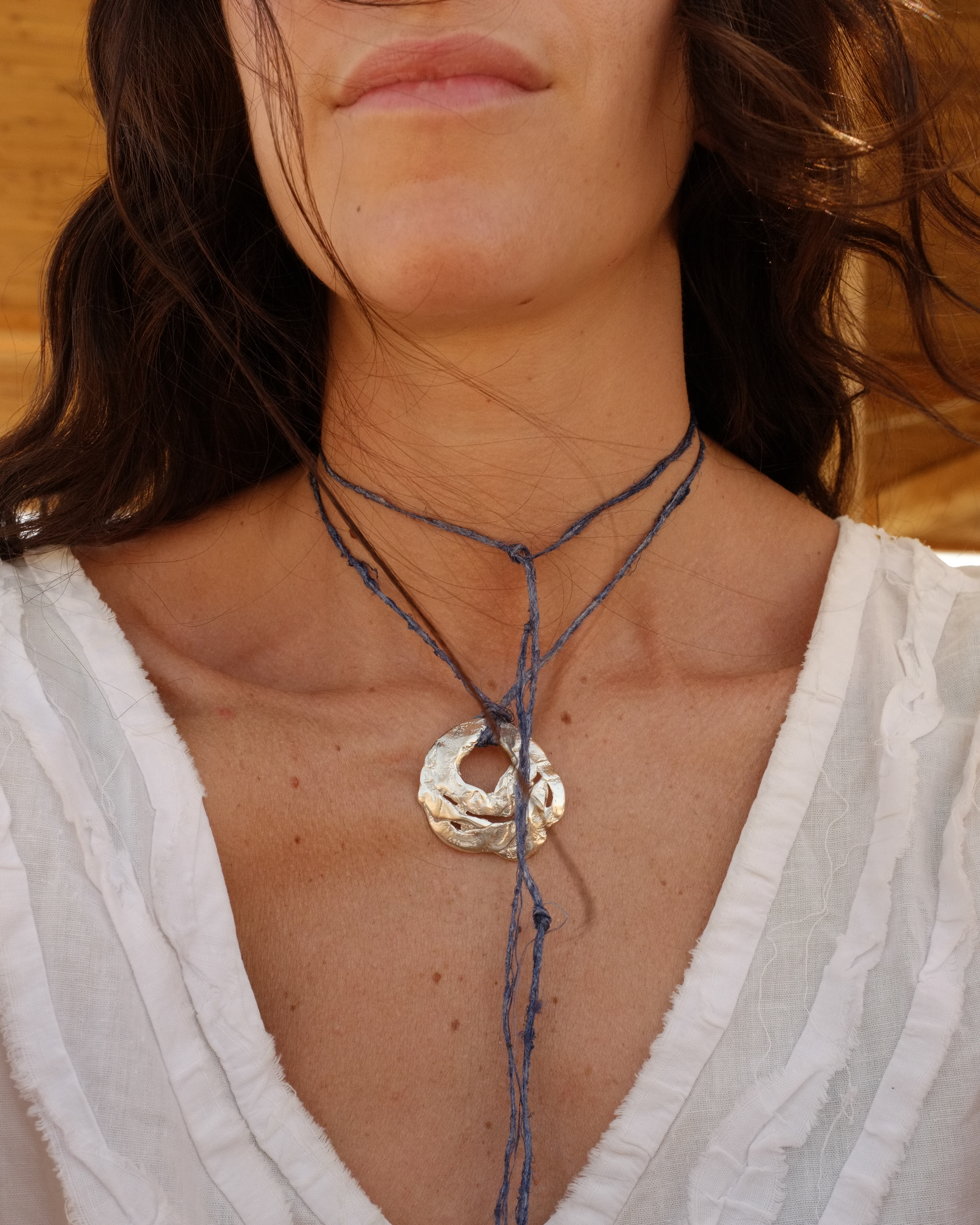 COLLAR IL SOLE, IL MARE (SEDA NATURAL)