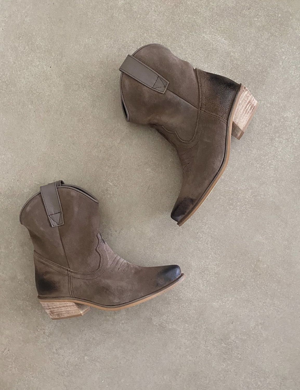BOTA WEST