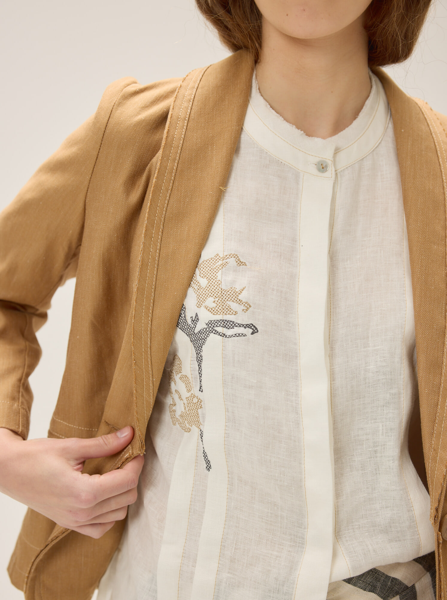 CAMISA DIANA BORDADA