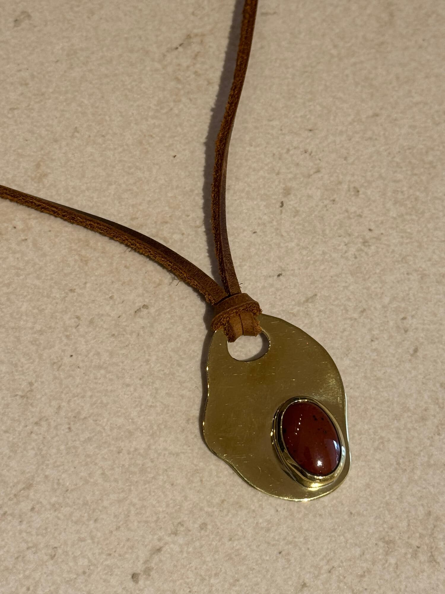 COLLAR PIEDRA