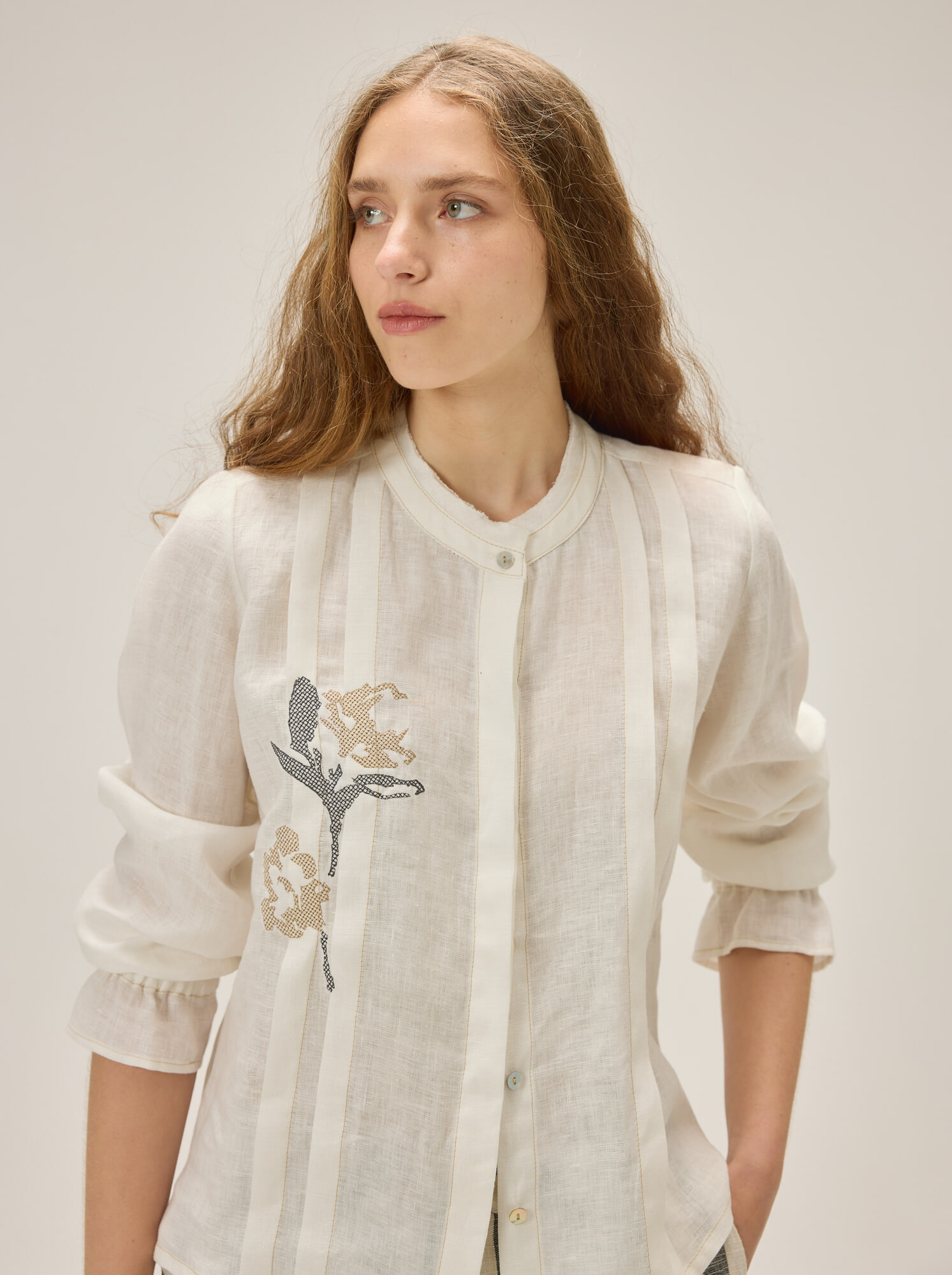 CAMISA DIANA BORDADA