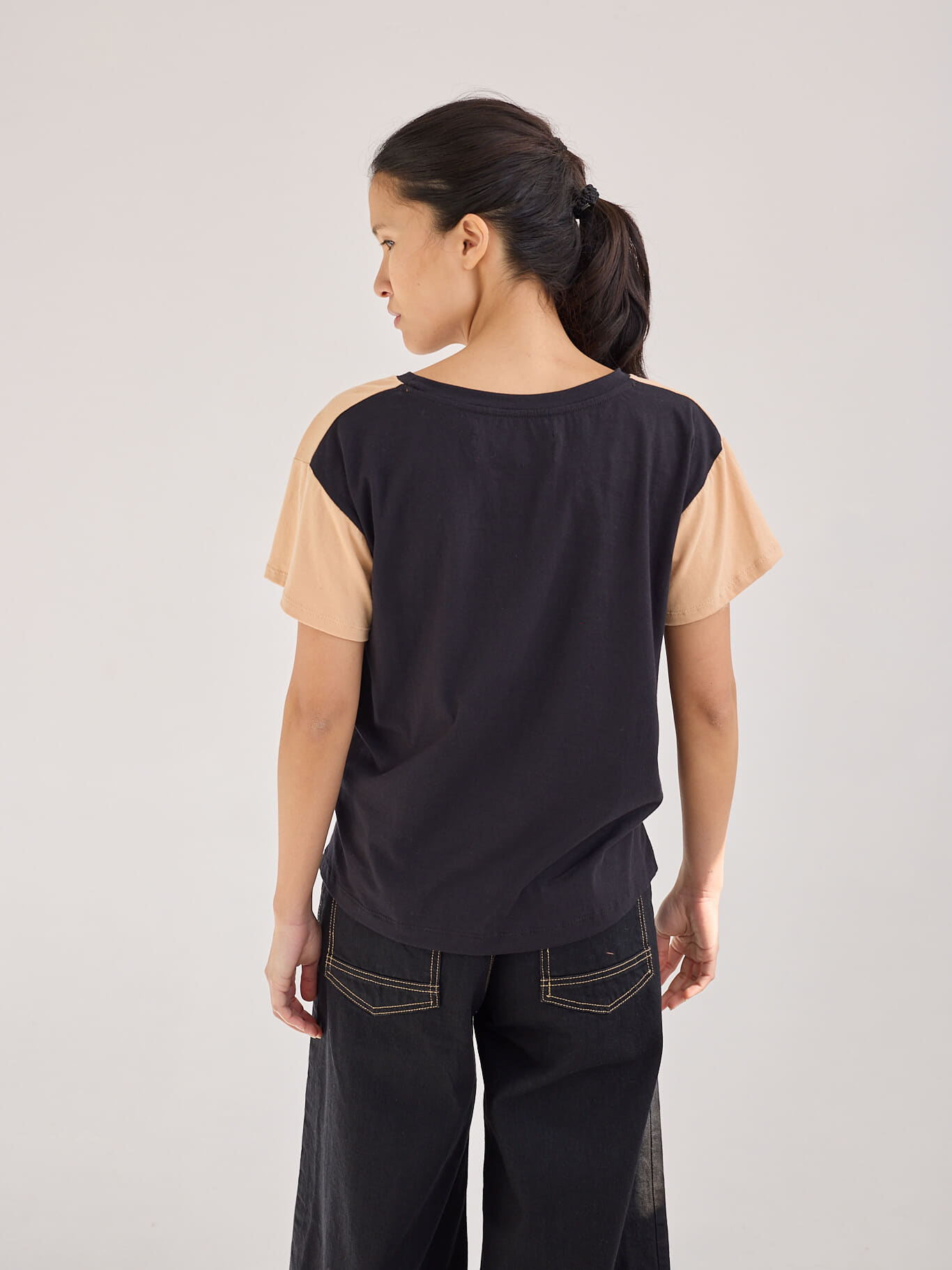 REMERA LOGI