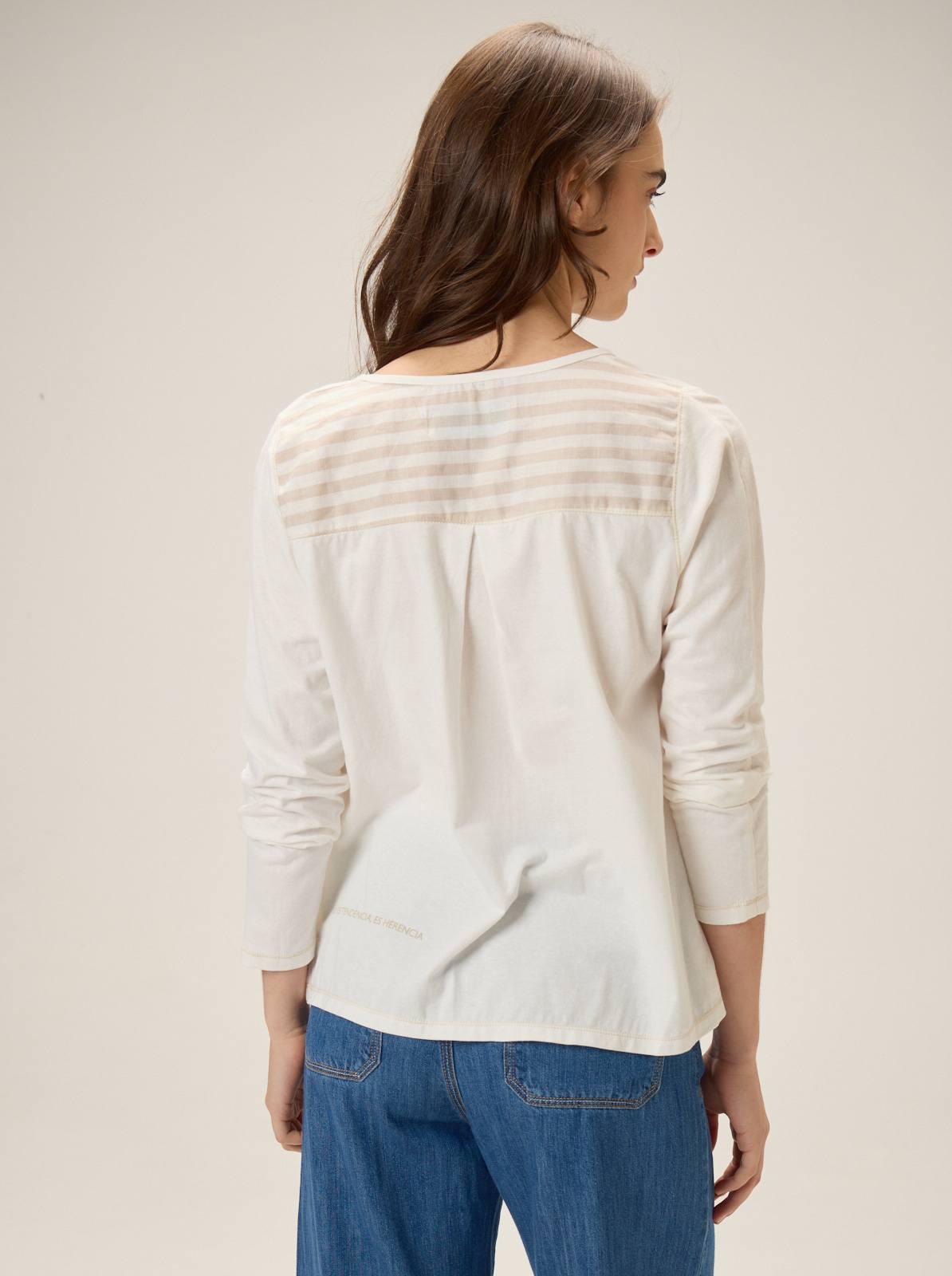 REMERA TENDENCIA