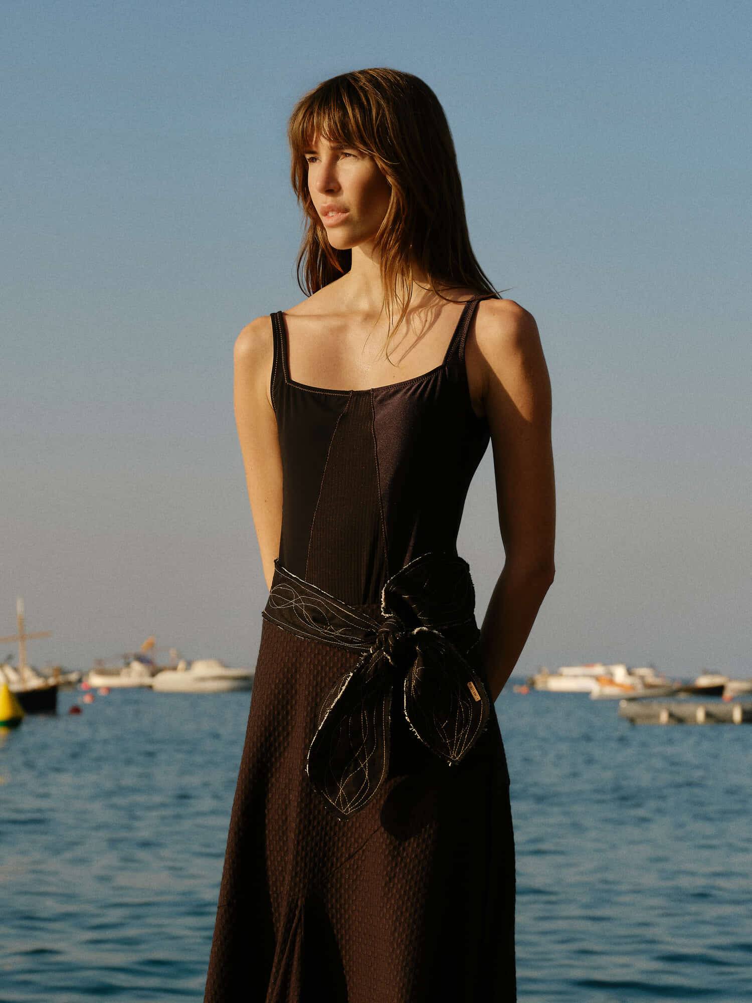 FAJA PETALOS - Margara Shaw