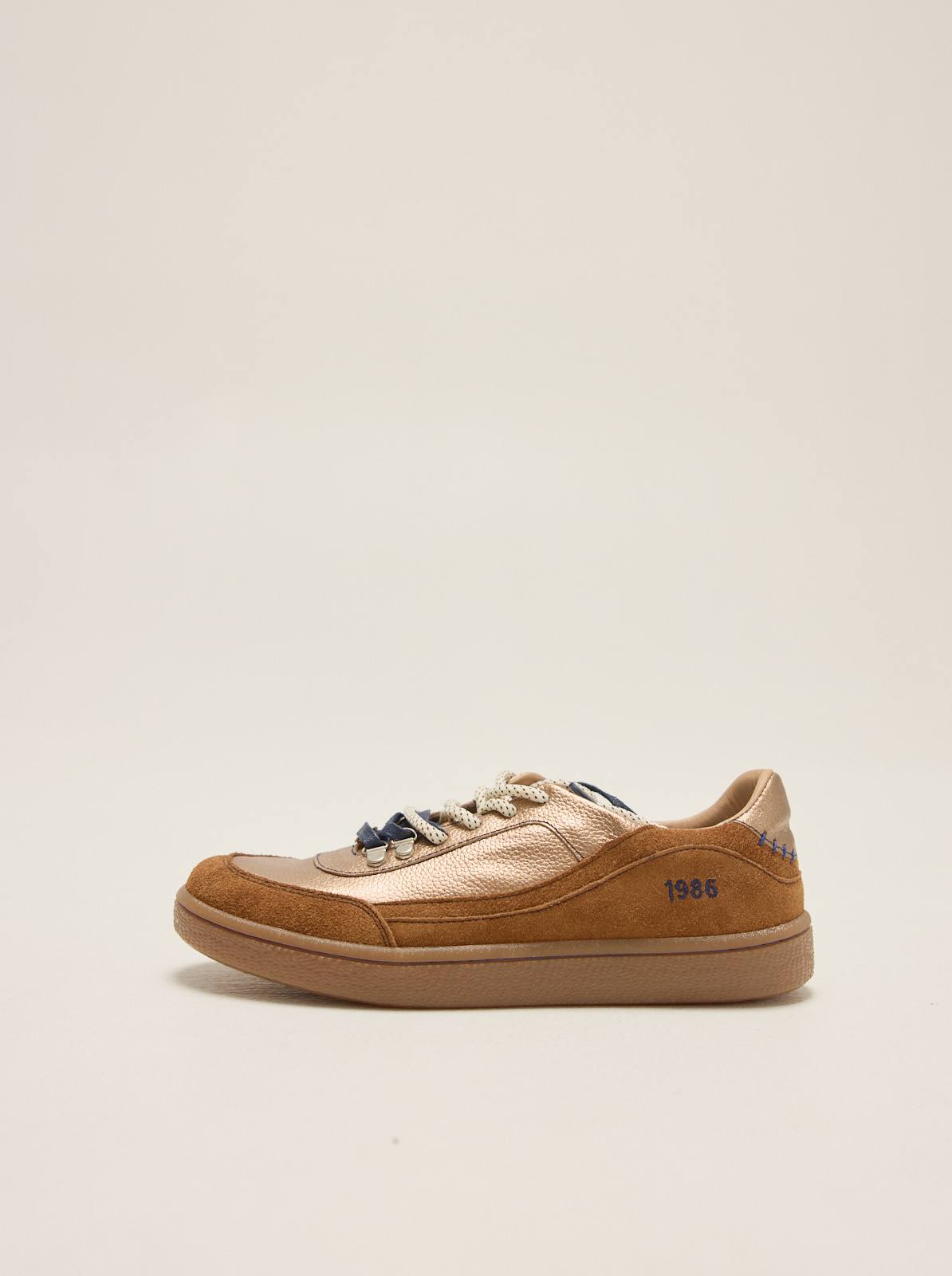 CHAMPION TUTE