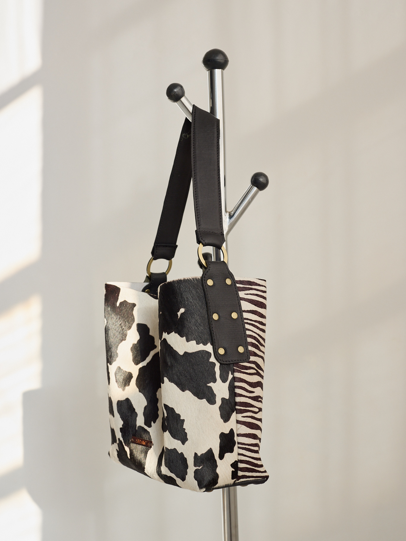 CARTERA LAURA