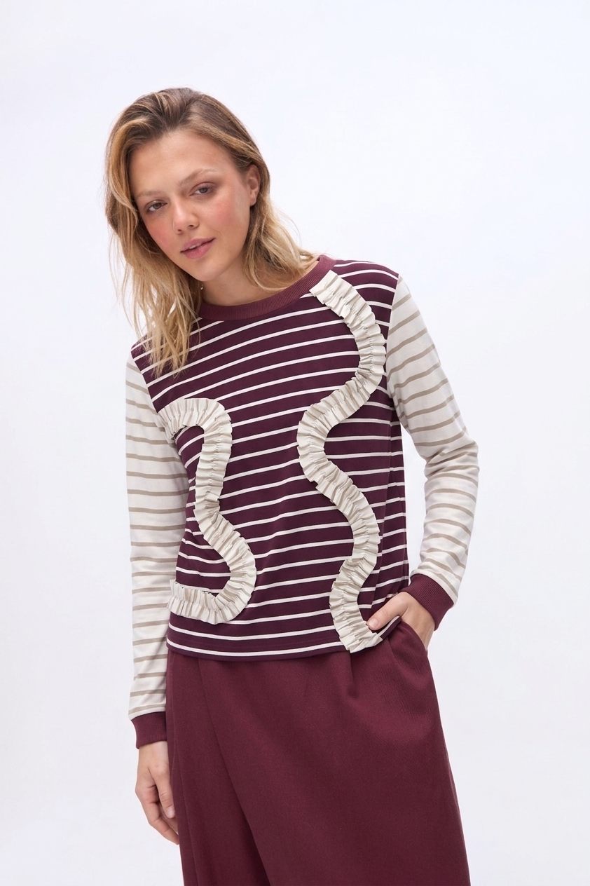 Remera Curly