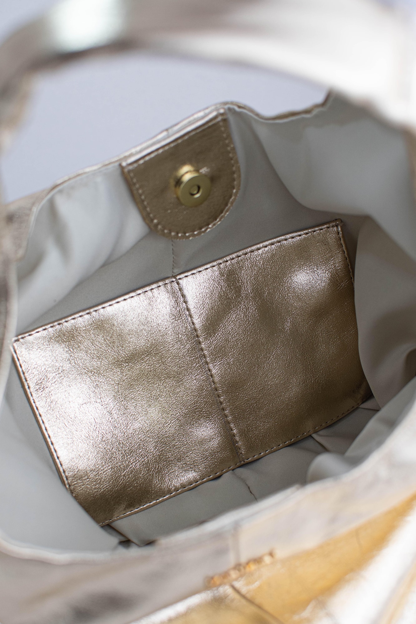 Cartera Hobo Max Atenea