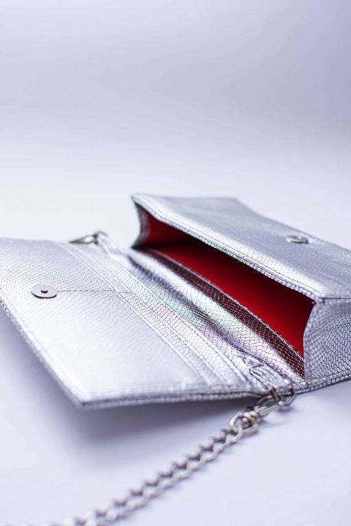 Cartera Lucy