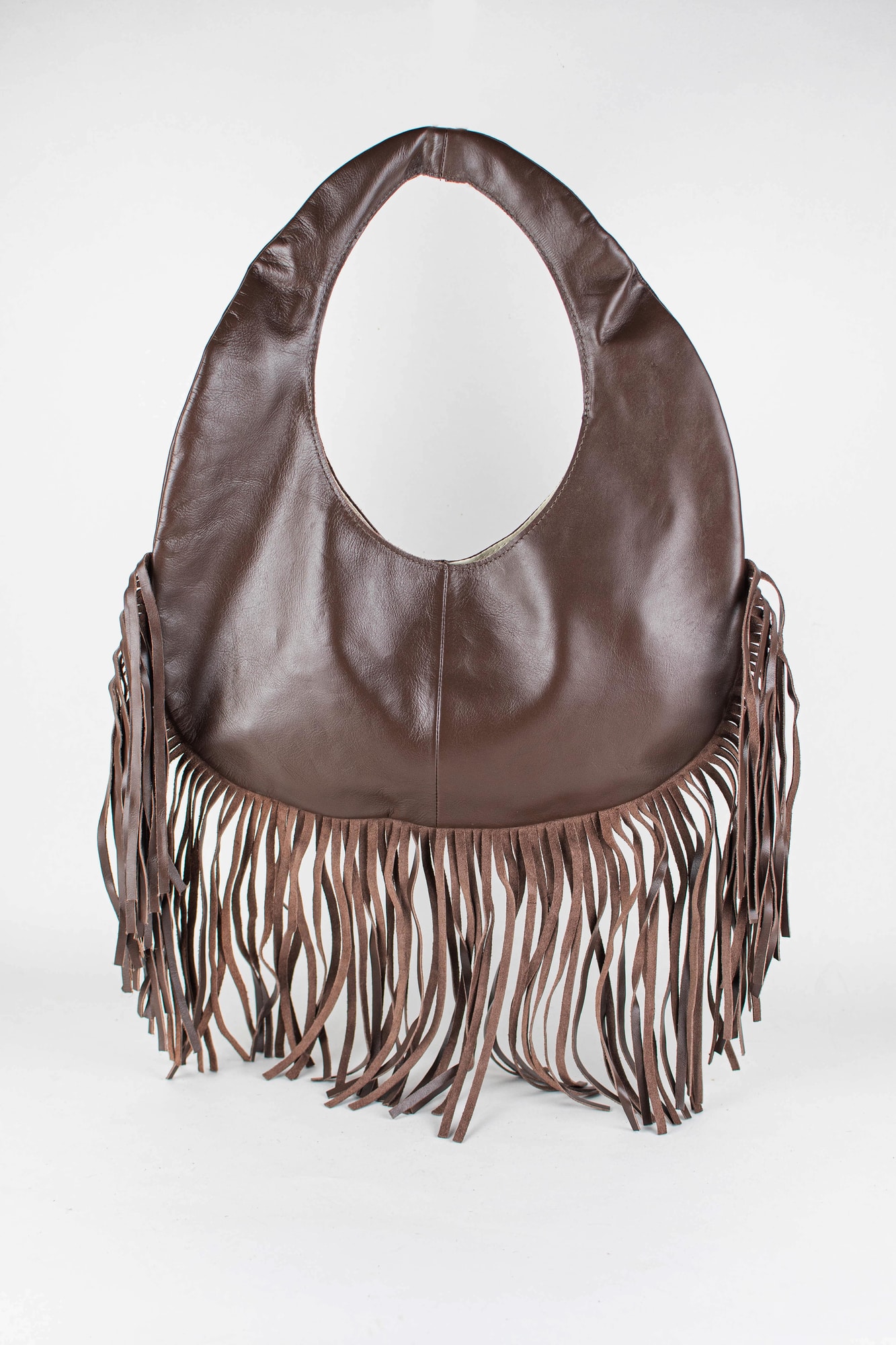 Cartera Round Folk