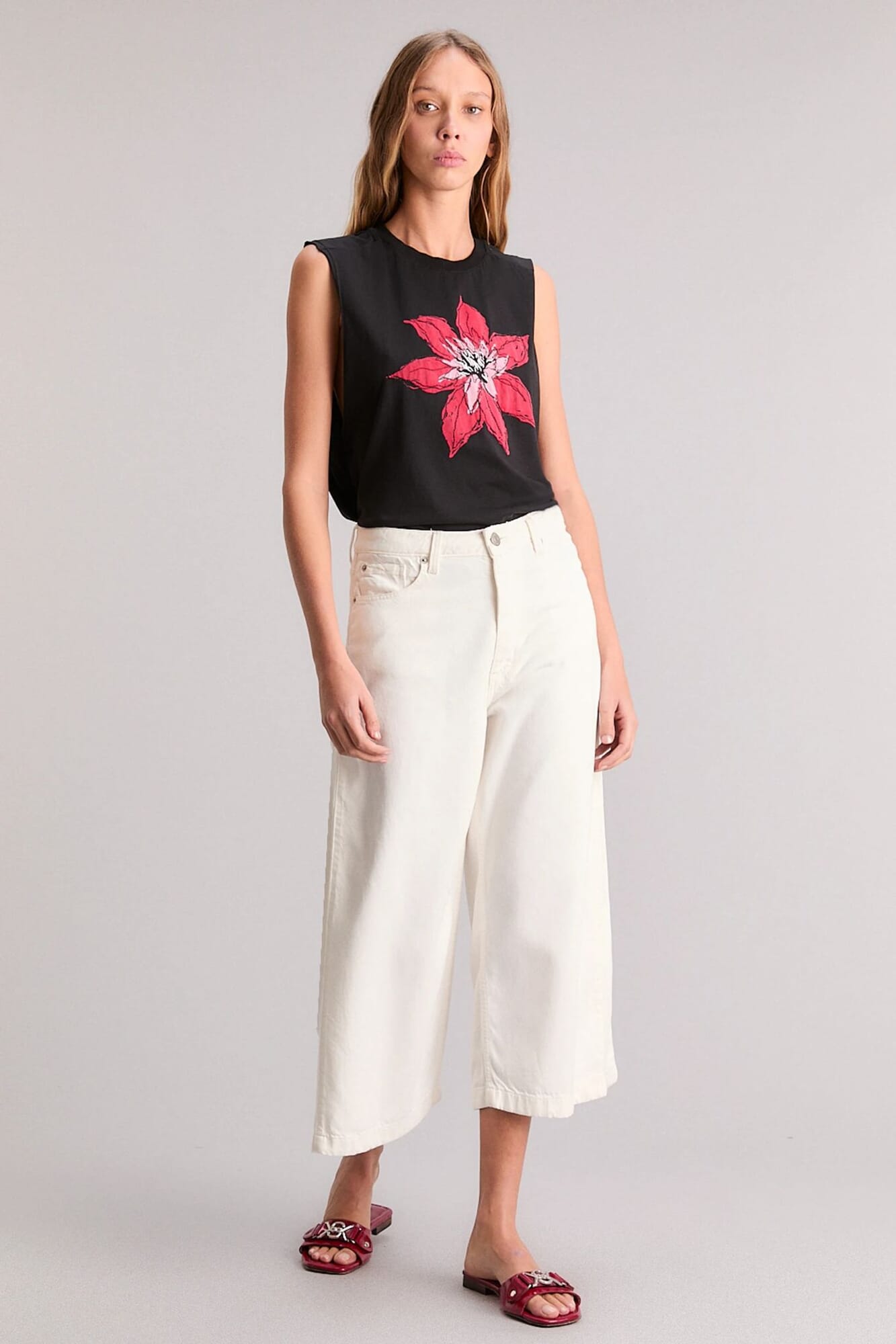 MUSCULOSA RED LOTUS