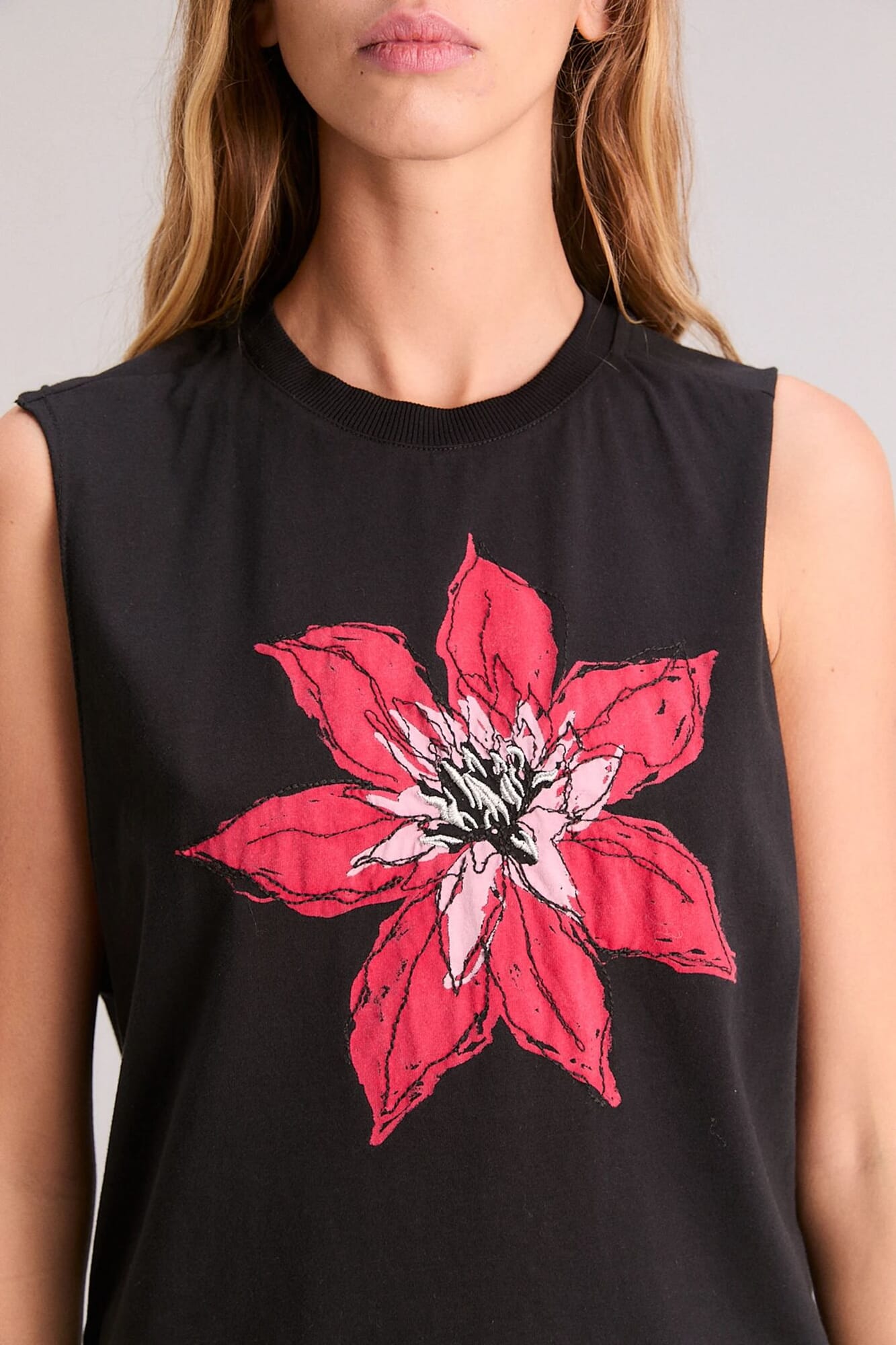 MUSCULOSA RED LOTUS