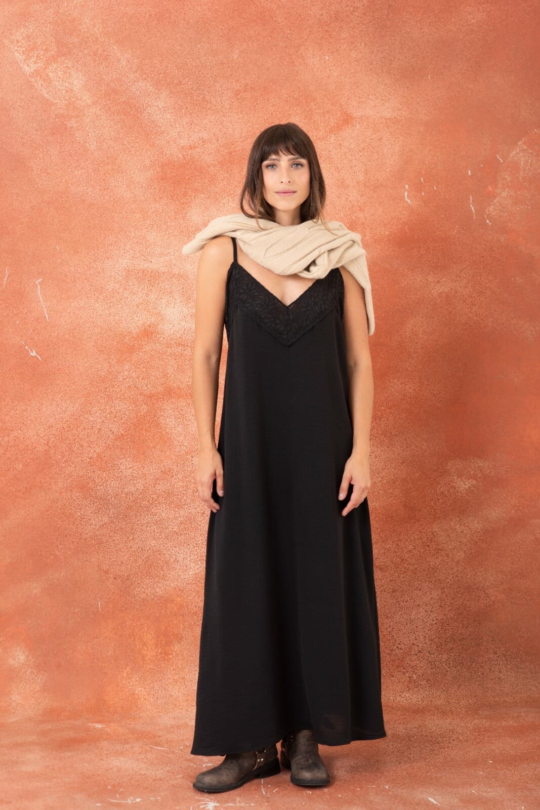 VESTIDO MAU