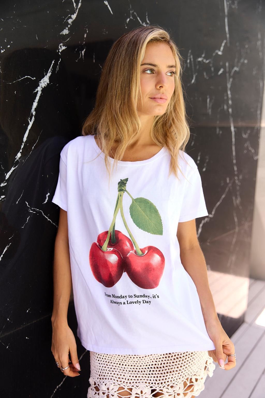 REMERA CHERRY