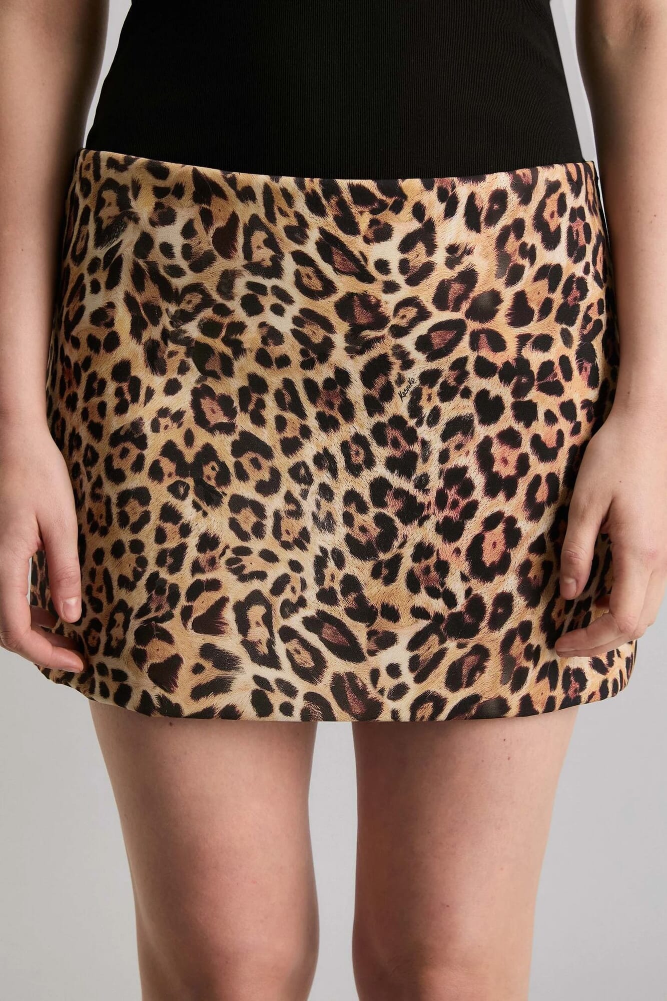 FALDA ROCK N ROAR