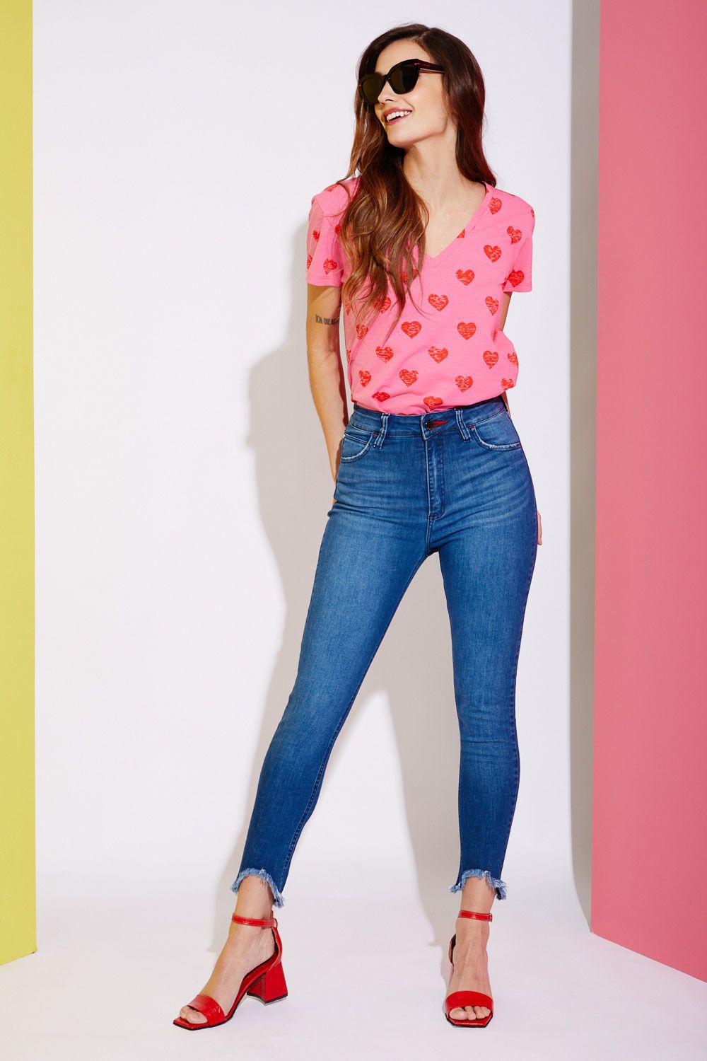 REMERA REGALIZ FUCSIA