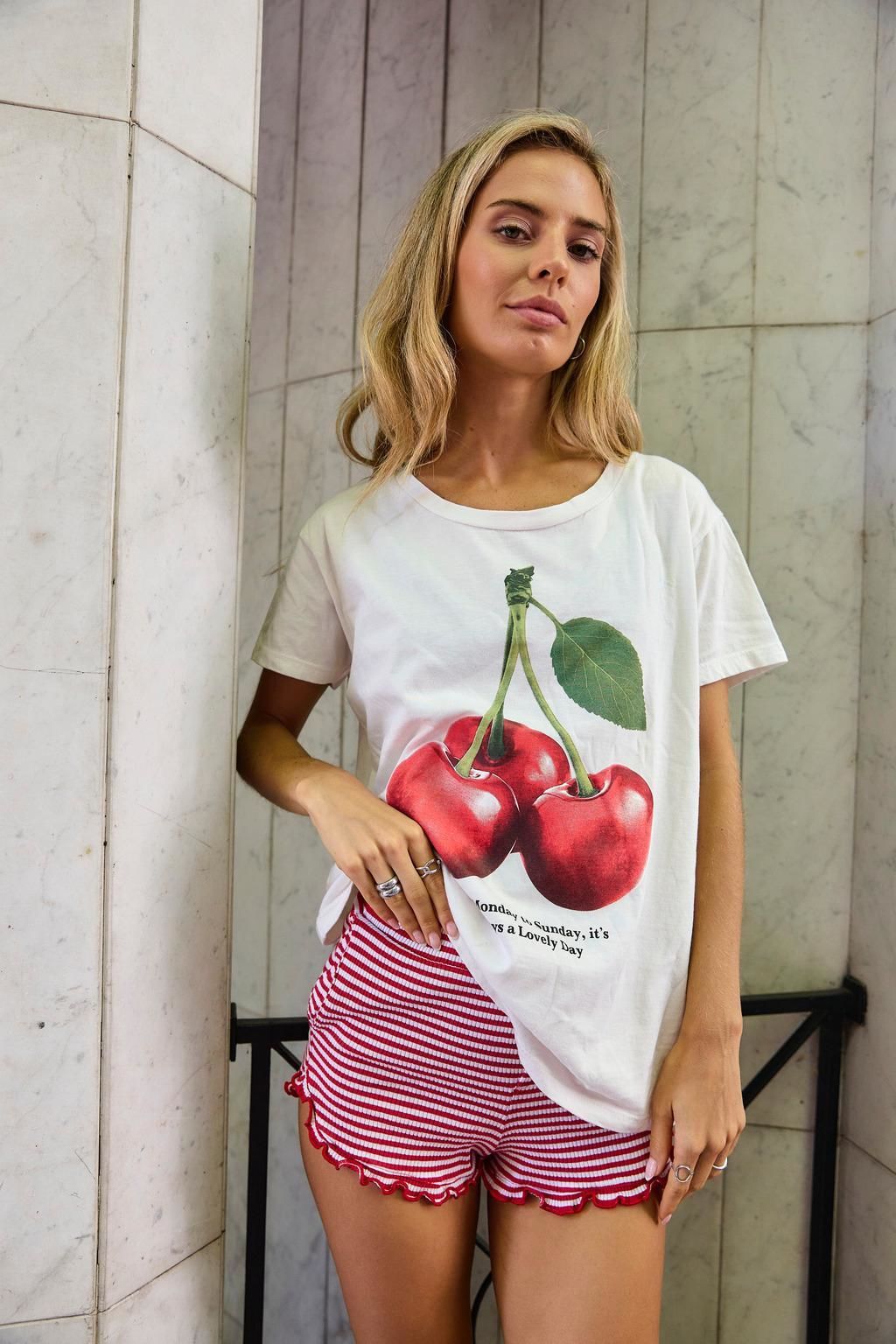 REMERA CHERRY