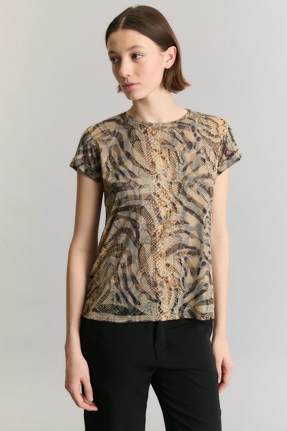 REMERA SNAKE SKIN