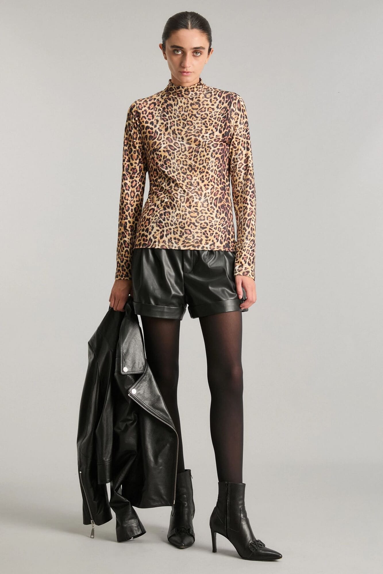POLERA GLOW LEOPARD