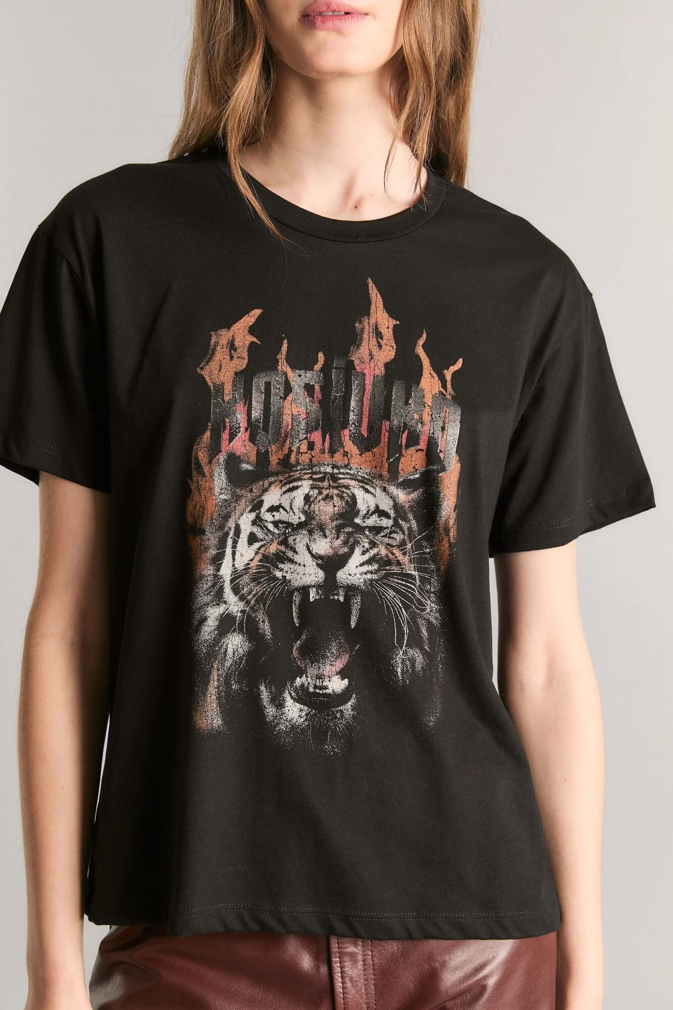 REMERA TIGER FIRE