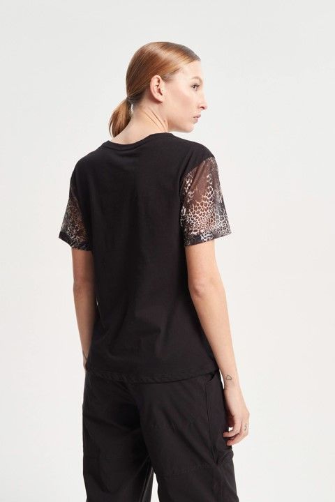 REMERA SPIRIT